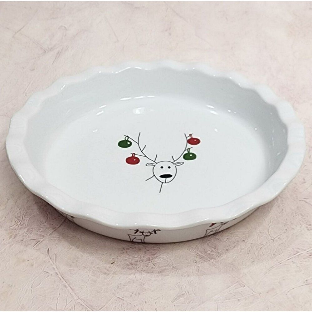Cordon Bleu BIA 10" Dia Holiday Reindeer Motif Pie Baking Dish‎
